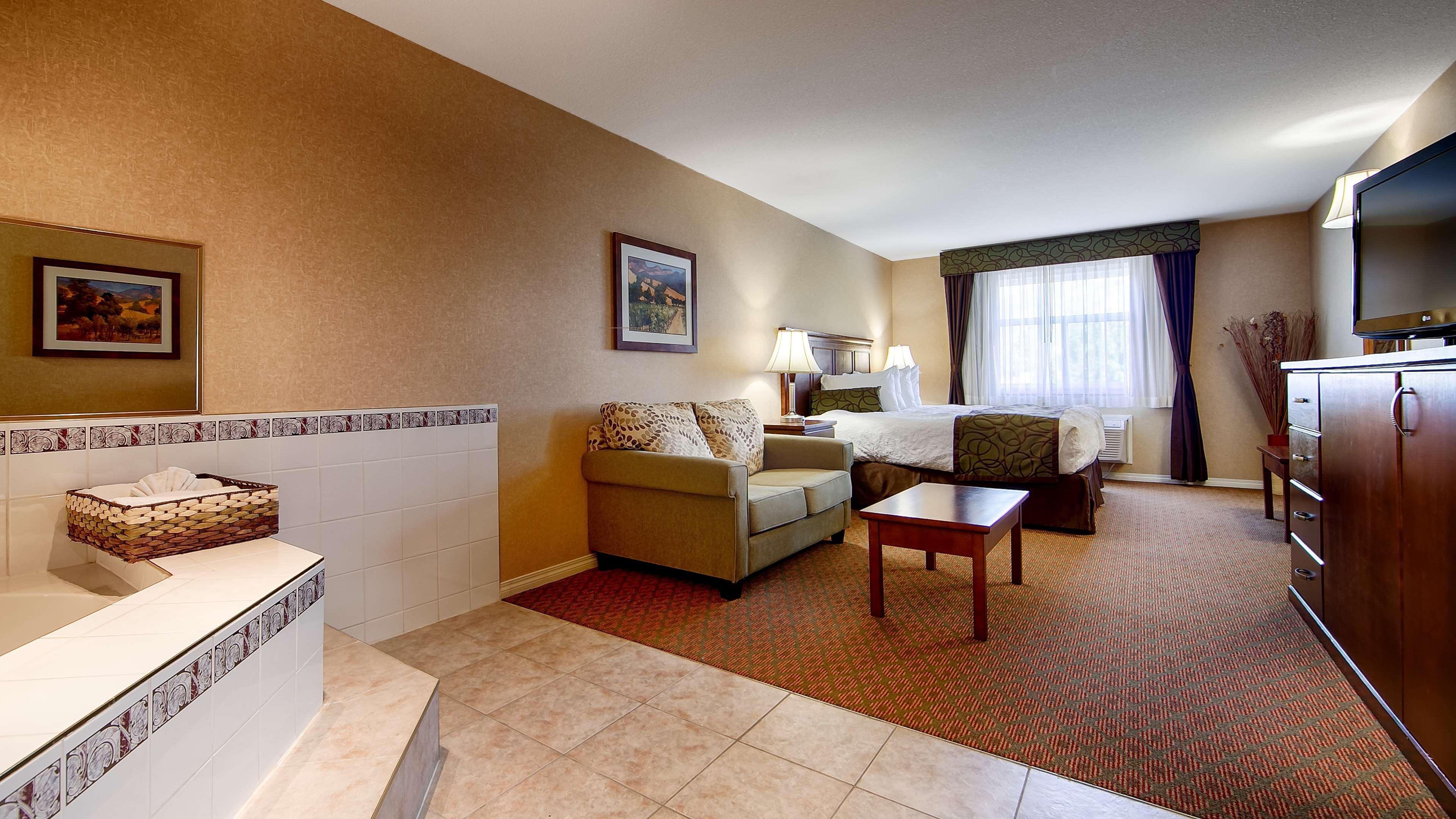 Best Western Plus Osoyoos Hotel & Suites Extérieur photo