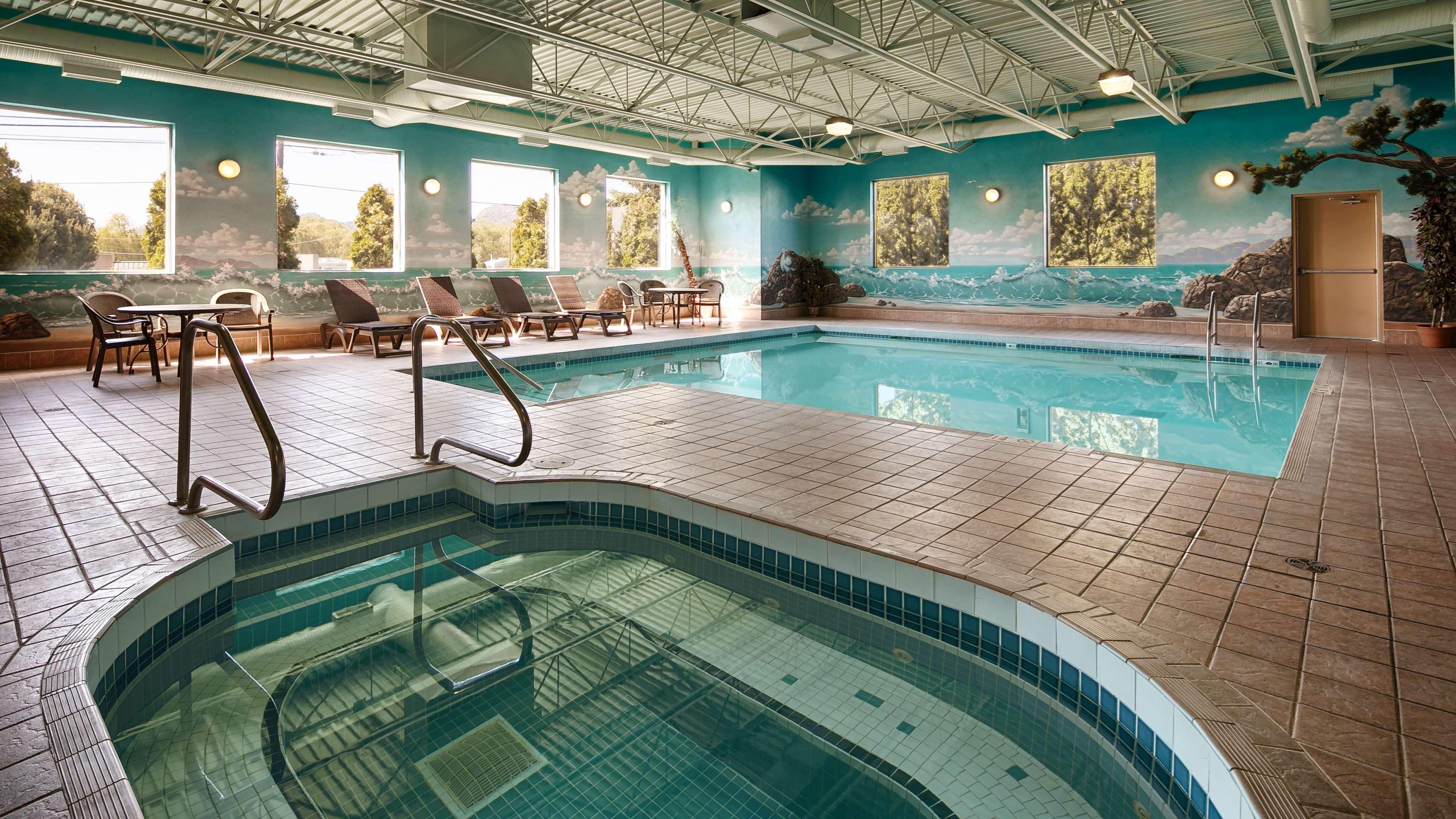Best Western Plus Osoyoos Hotel & Suites Extérieur photo