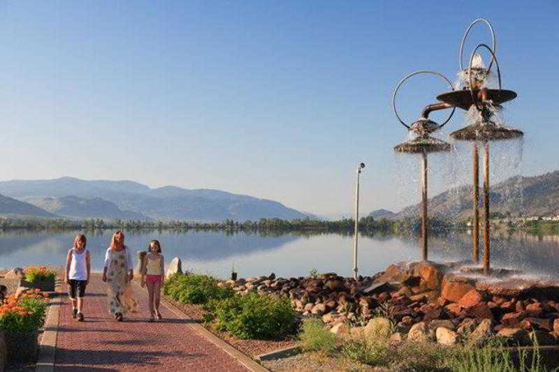 Best Western Plus Osoyoos Hotel & Suites Extérieur photo